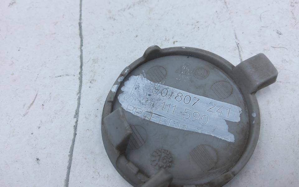 Заглушка буксировочного крюка