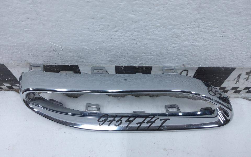 Накладка заднего бампера правая