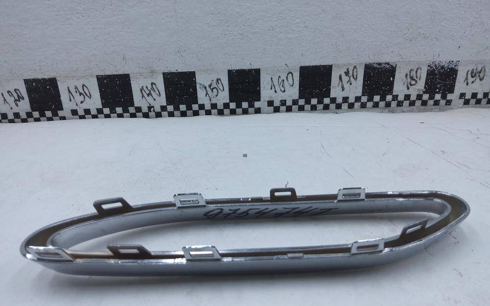 Накладка заднего бампера правая