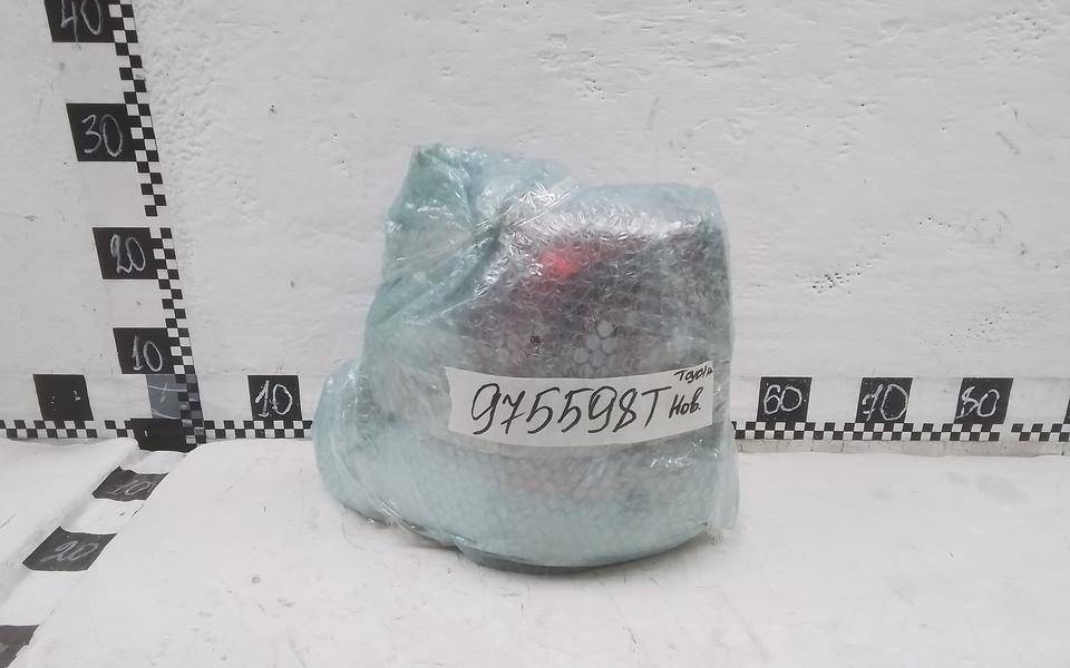 Фонарь задний наружный левый