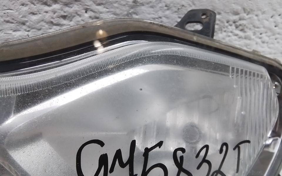 Фара противотуманная левая