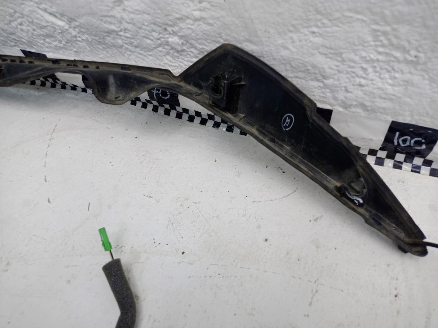 Датчик положения крышки багажника