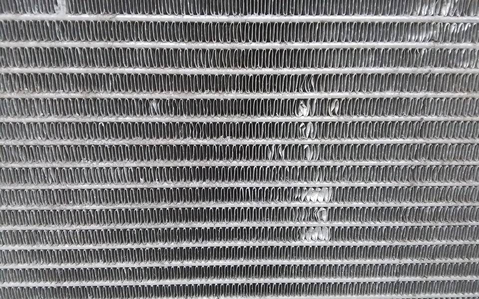 Радиатор кондиционера / конденсер