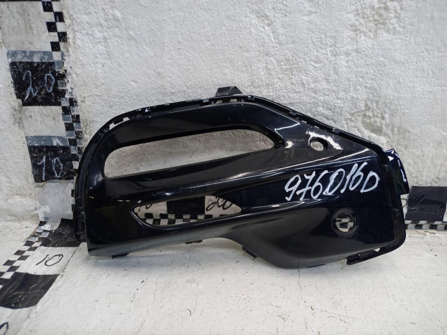 Накладка переднего бампера правая