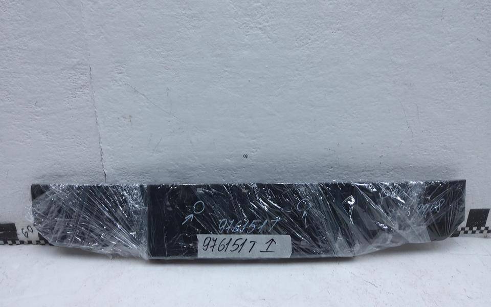 Накладка переднего бампера под номер