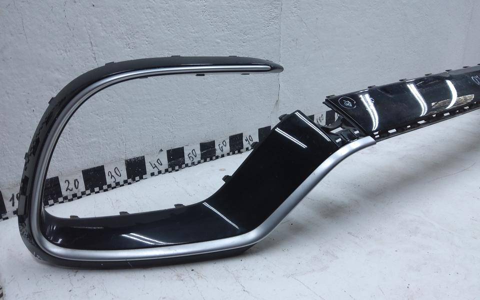 Накладка переднего бампера