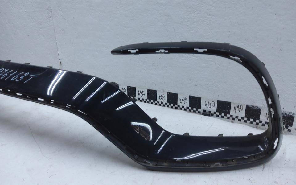 Накладка переднего бампера