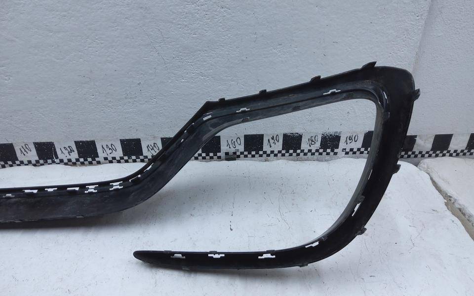 Накладка переднего бампера