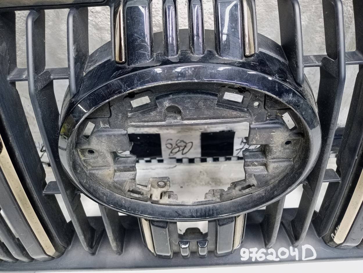 Решетка радиатора