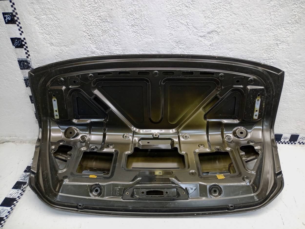 Крышка багажника