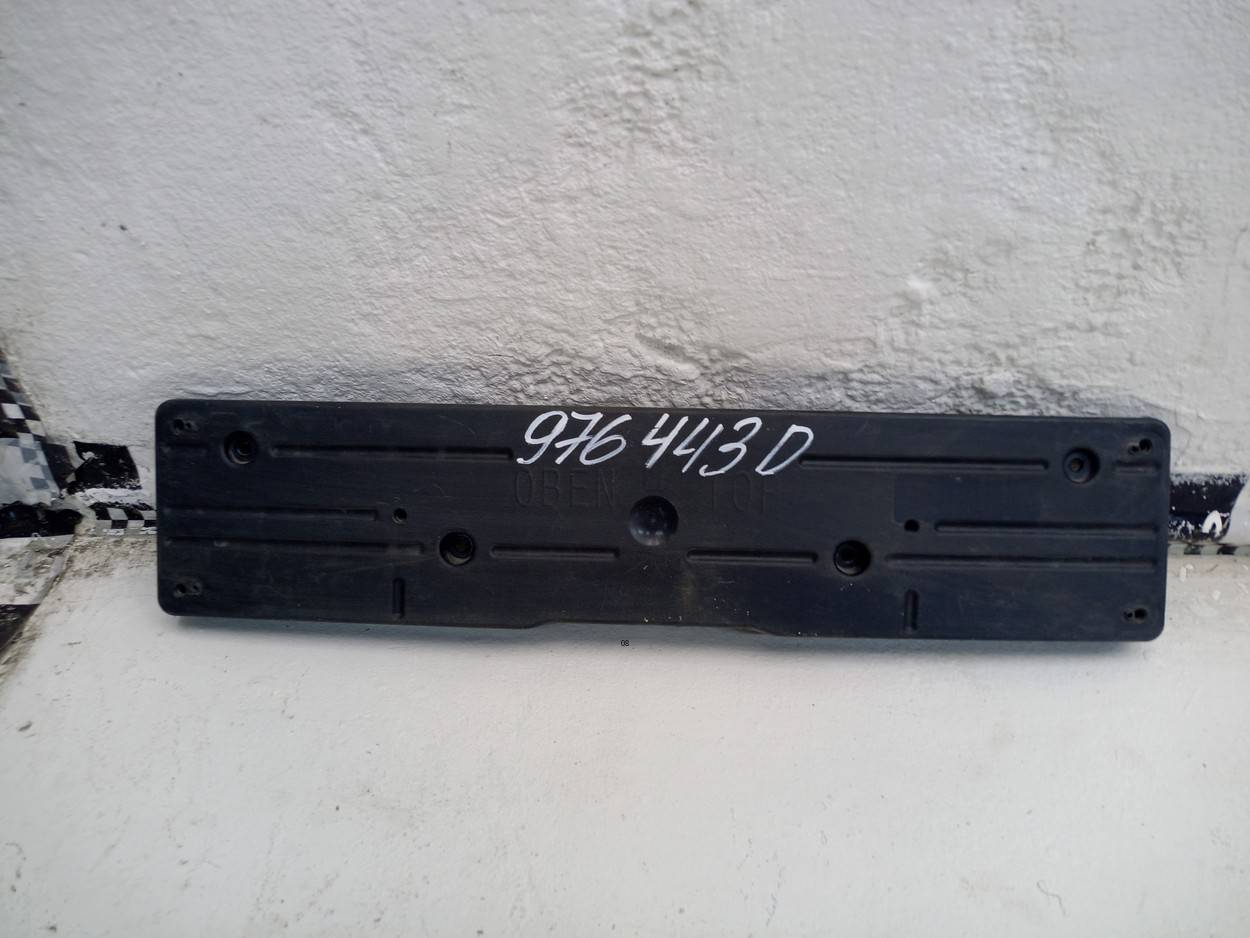 Накладка переднего бампера под номер