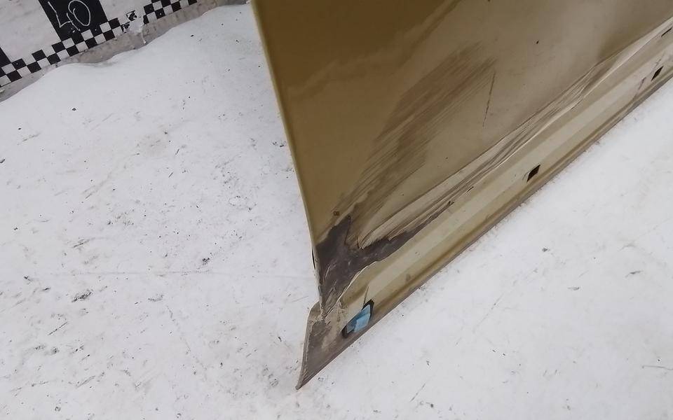 Дверь передняя правая