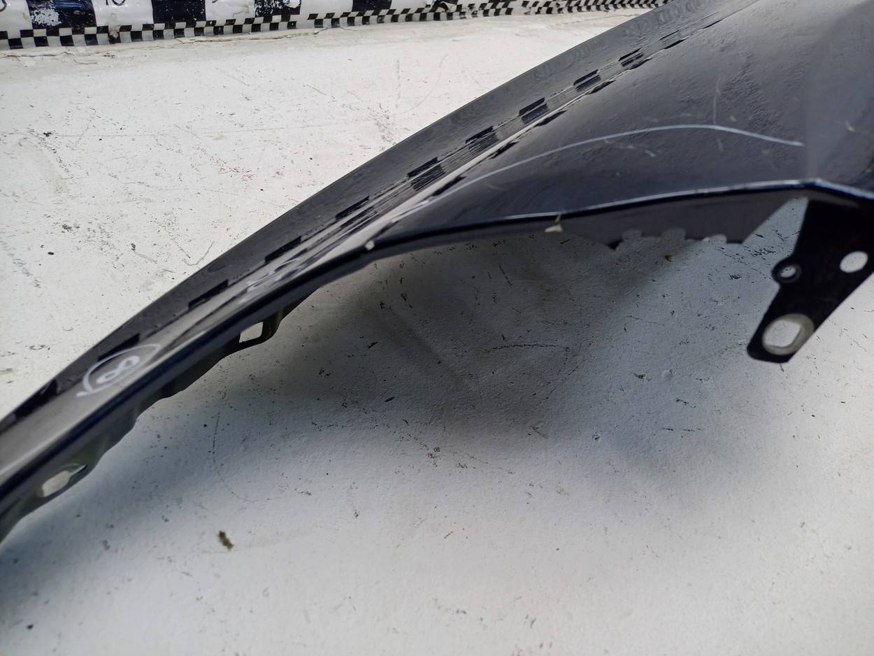 Крыло переднее левое