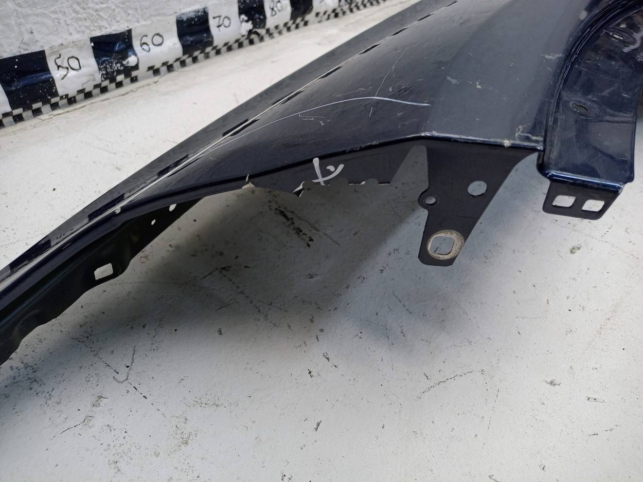 Крыло переднее левое