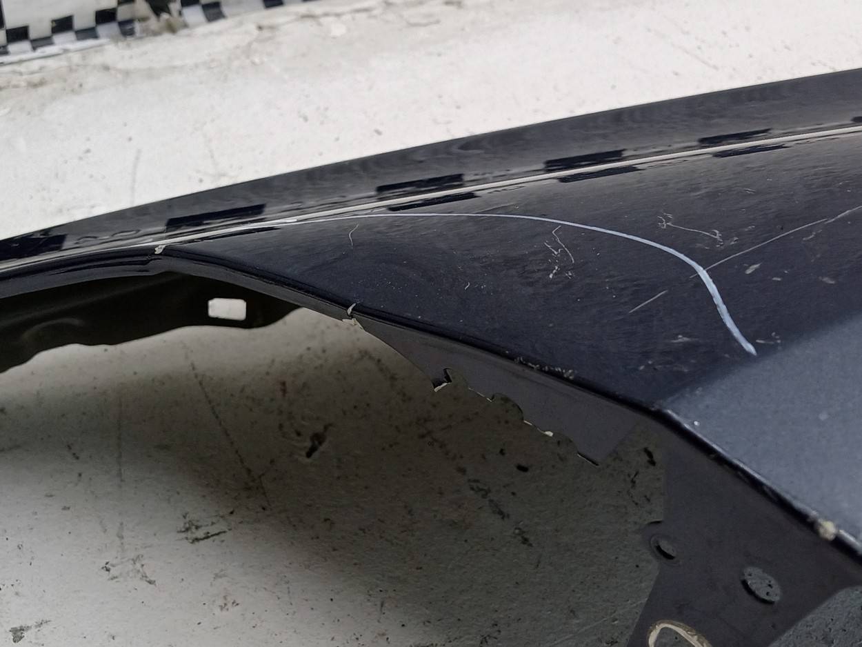 Крыло переднее левое