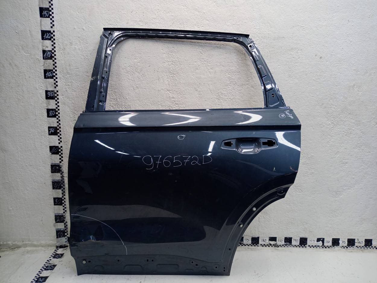 Дверь задняя левая