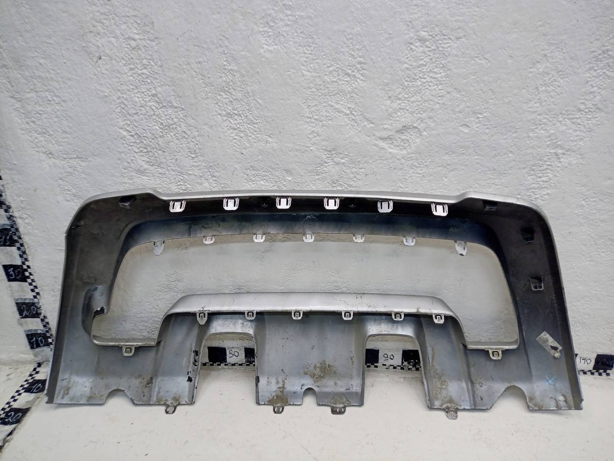 Накладка переднего бампера