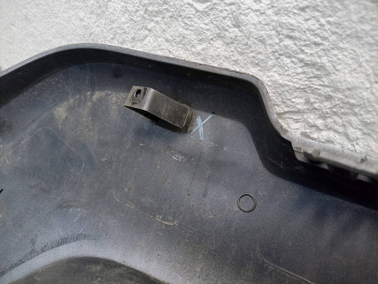 Накладка переднего бампера