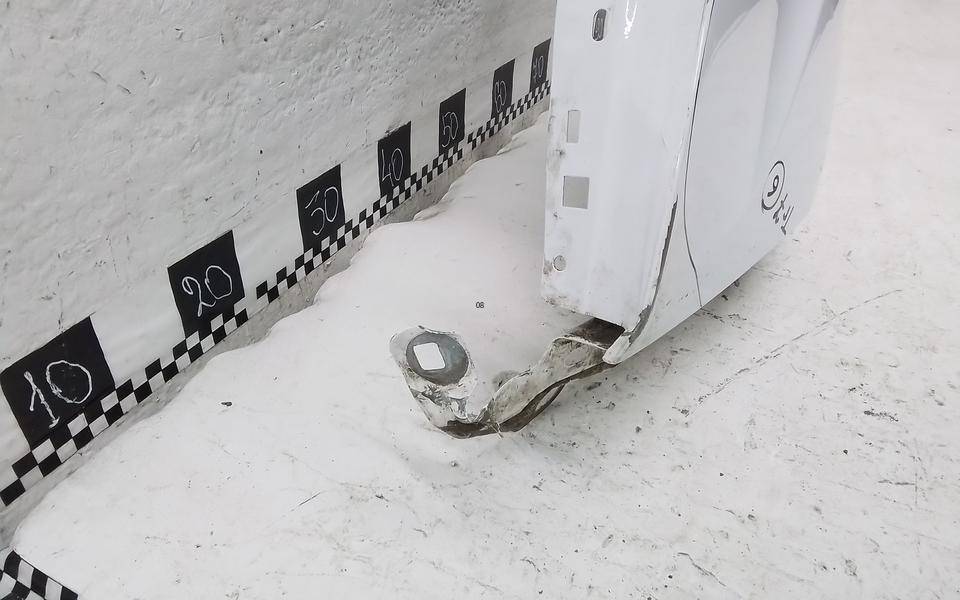 Крыло переднее левое