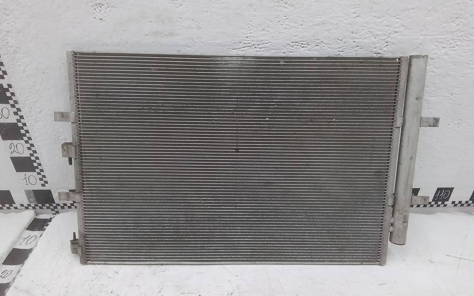 Радиатор кондиционера / конденсер