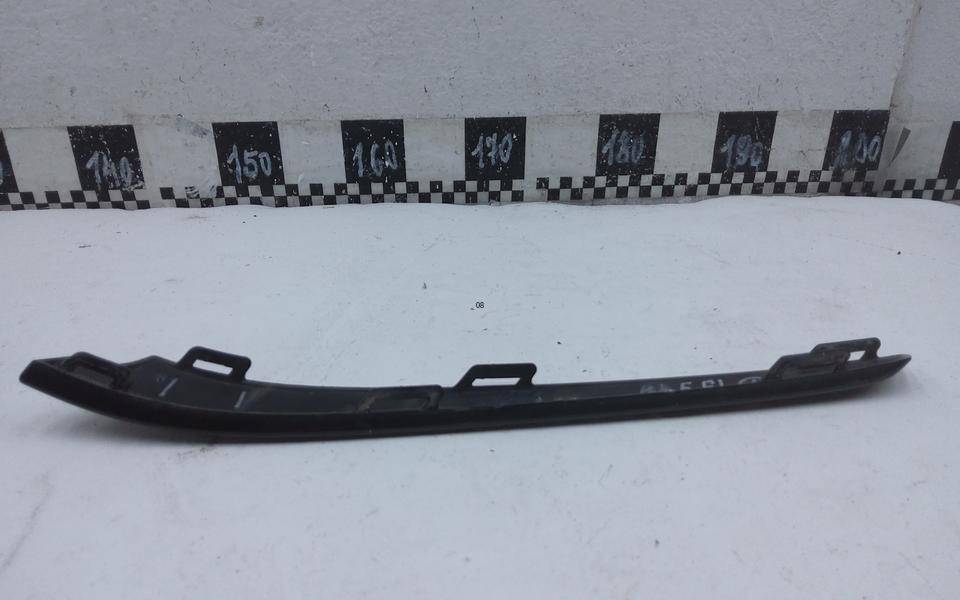 Накладка переднего бампера правая