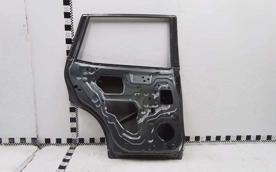 Дверь задняя левая