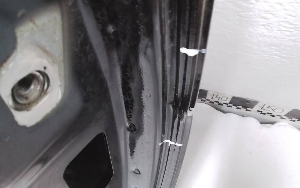 Дверь передняя левая