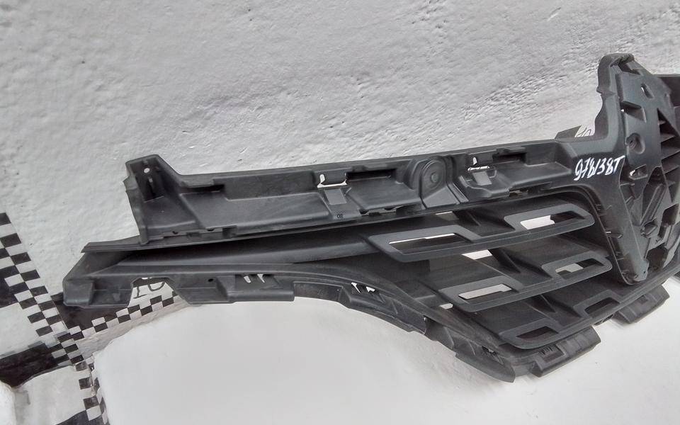 Решетка радиатора