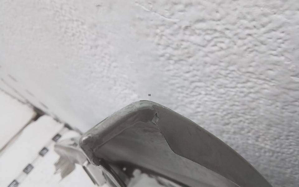 Крыло переднее правое