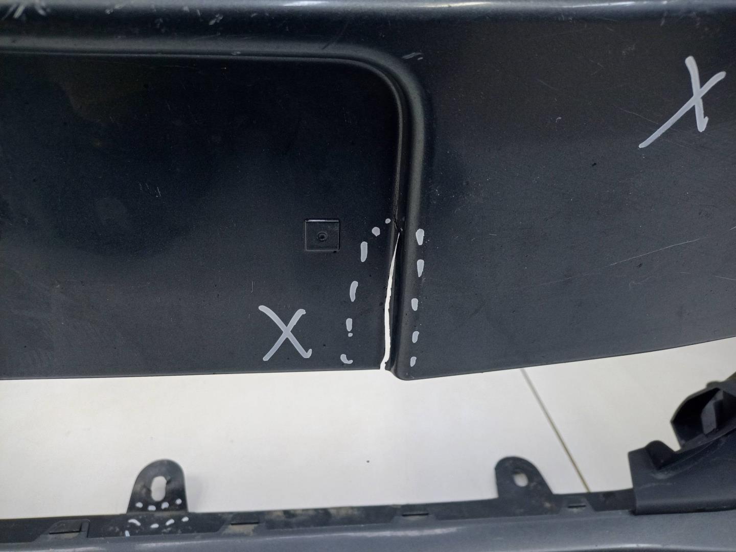 Бампер передний