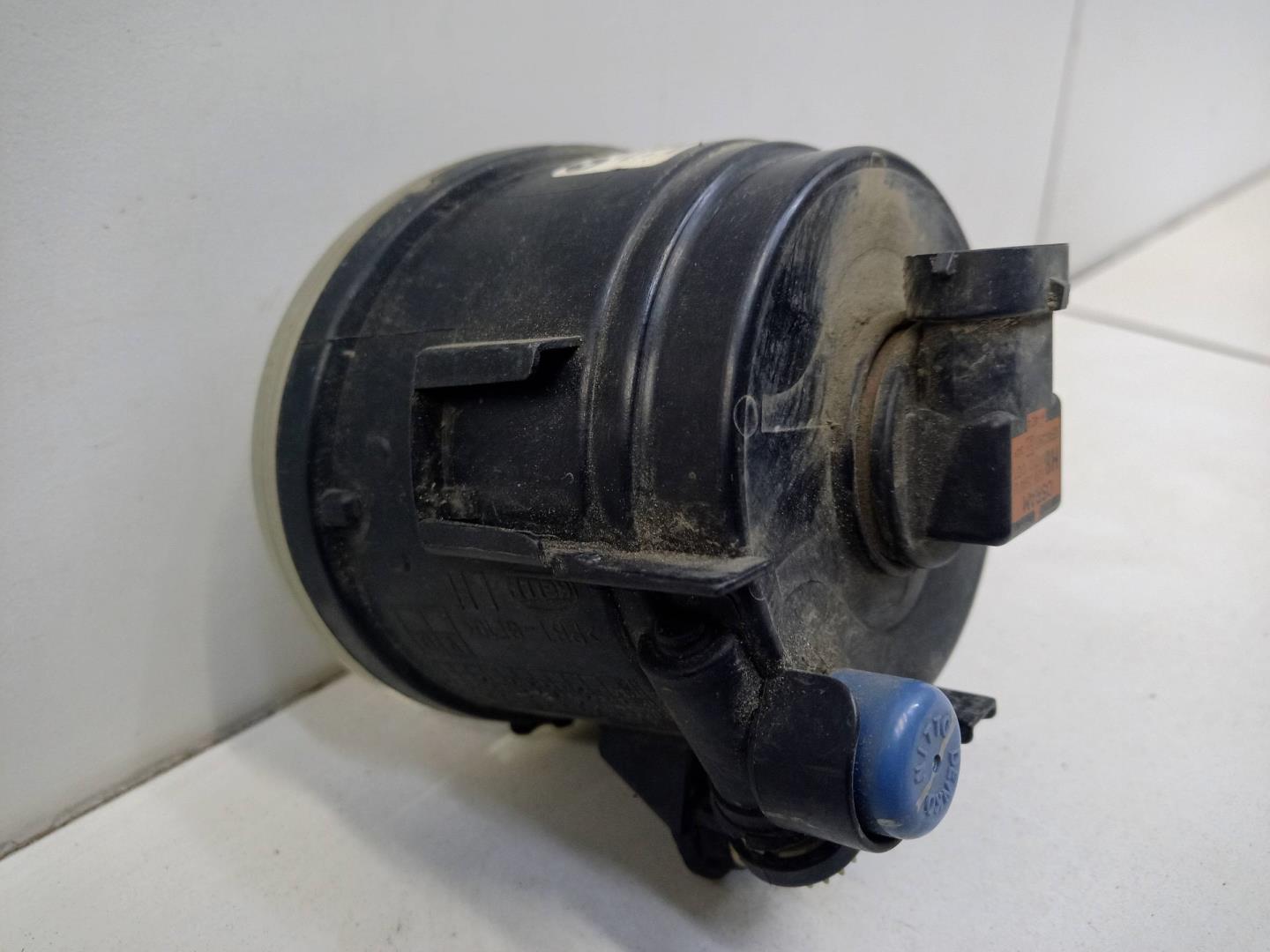 Фара противотуманная левая