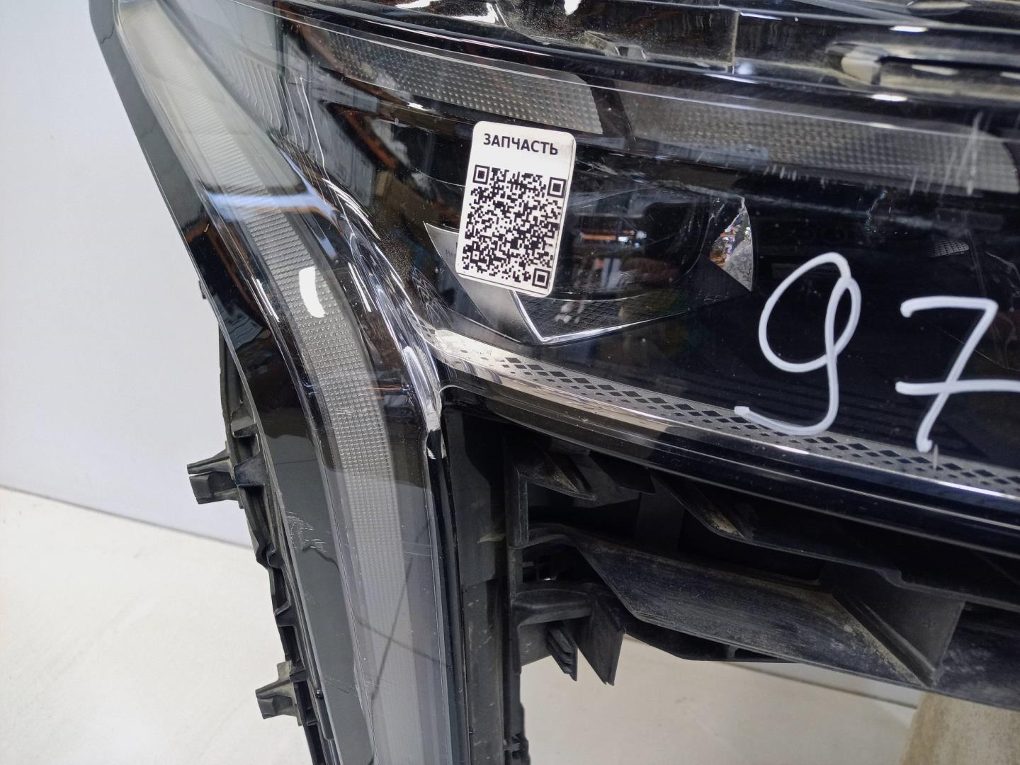 Фара правая