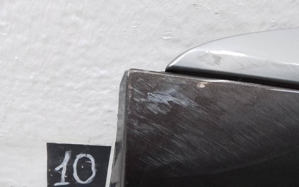 Накладка двери передней левой