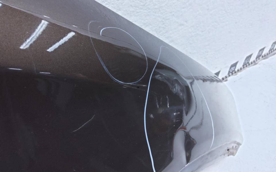 Крыло переднее правое