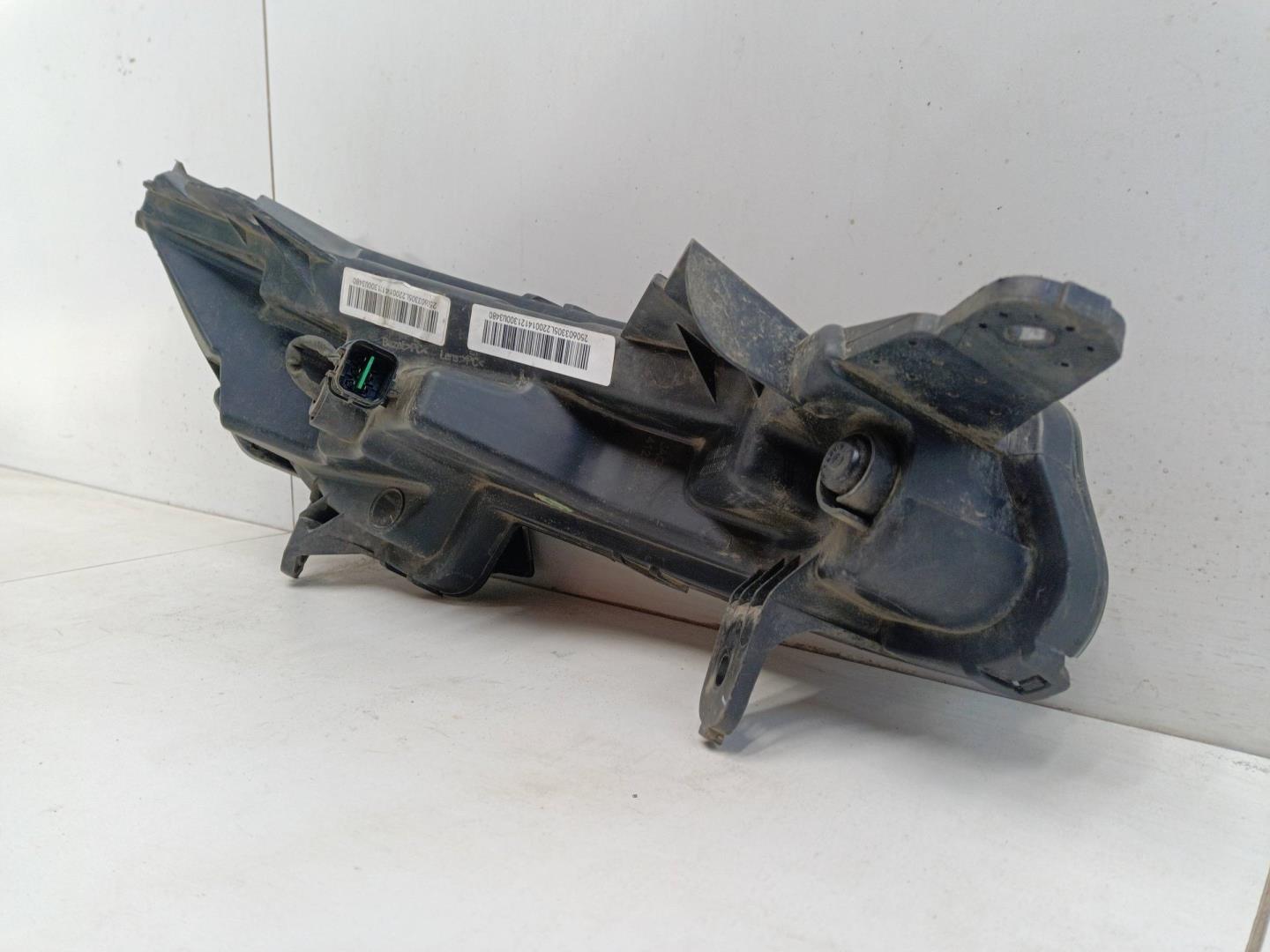 Фара дневного света левая (ходовые огни)