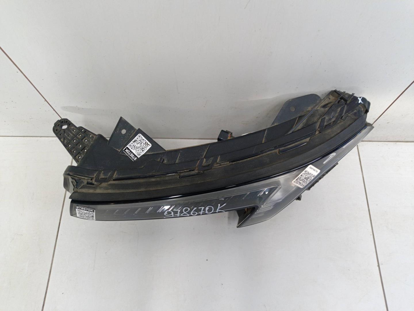 Фара дневного света левая (ходовые огни)