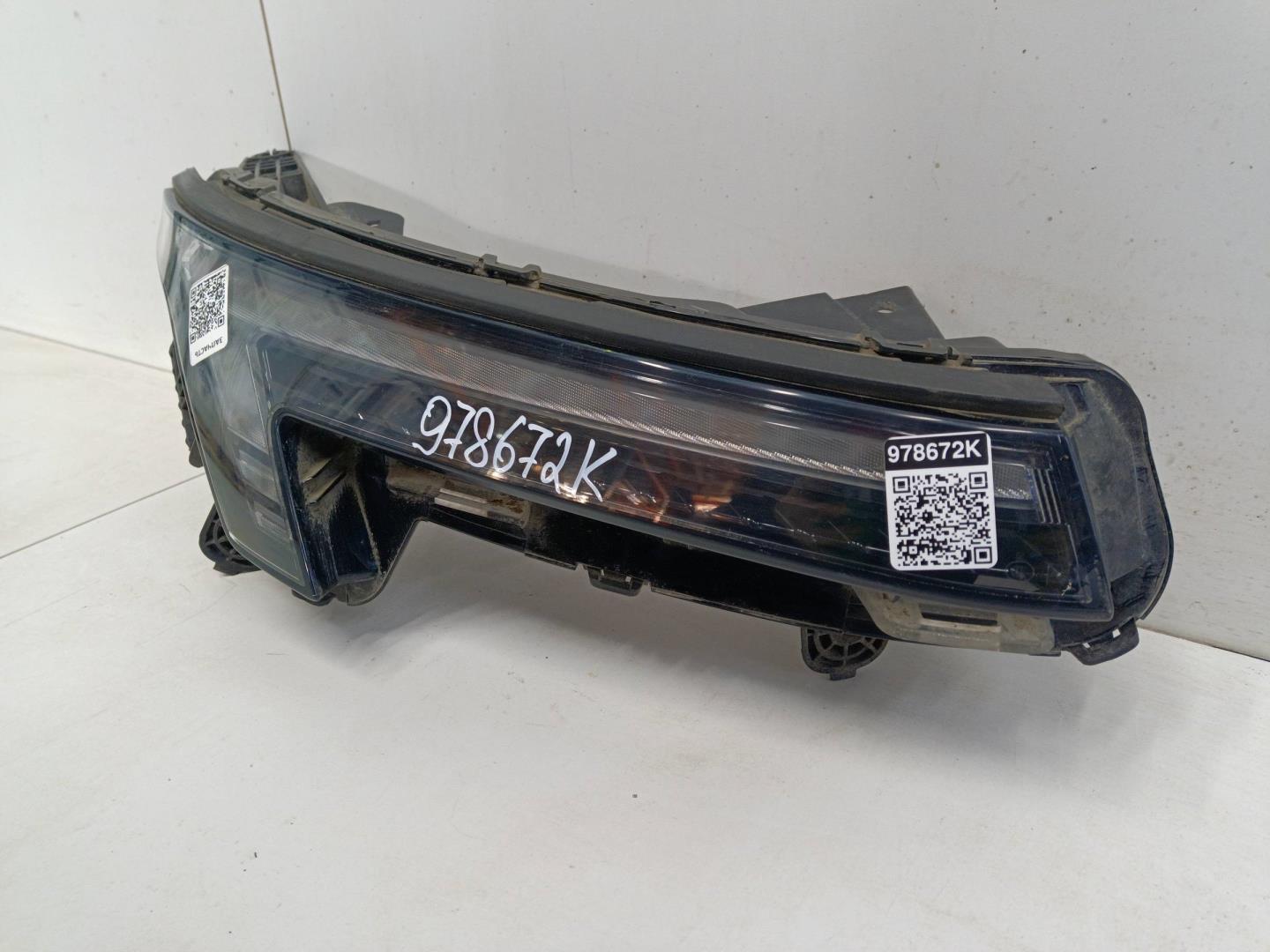 Фара дневного света правая (ходовые огни)