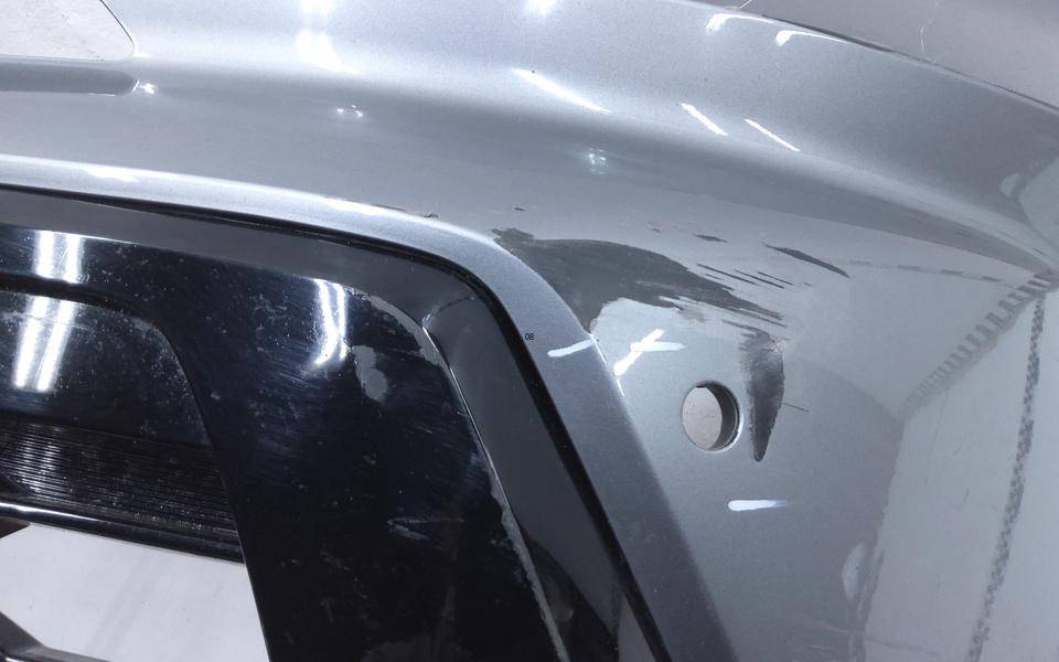 Бампер передний