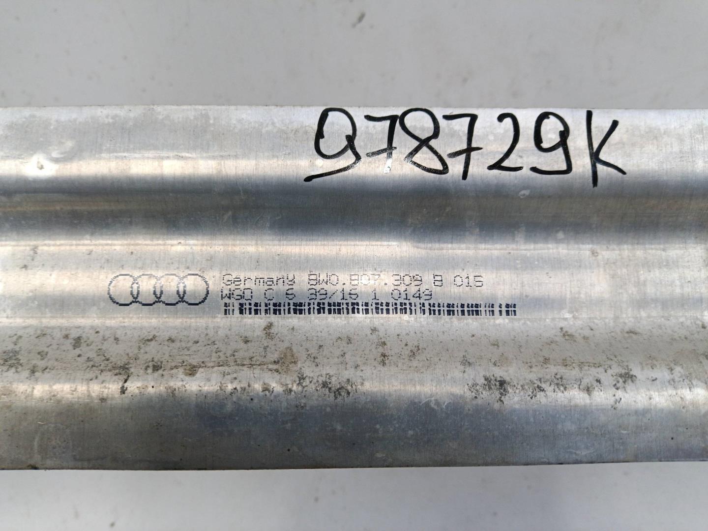 Усилитель заднего бампера