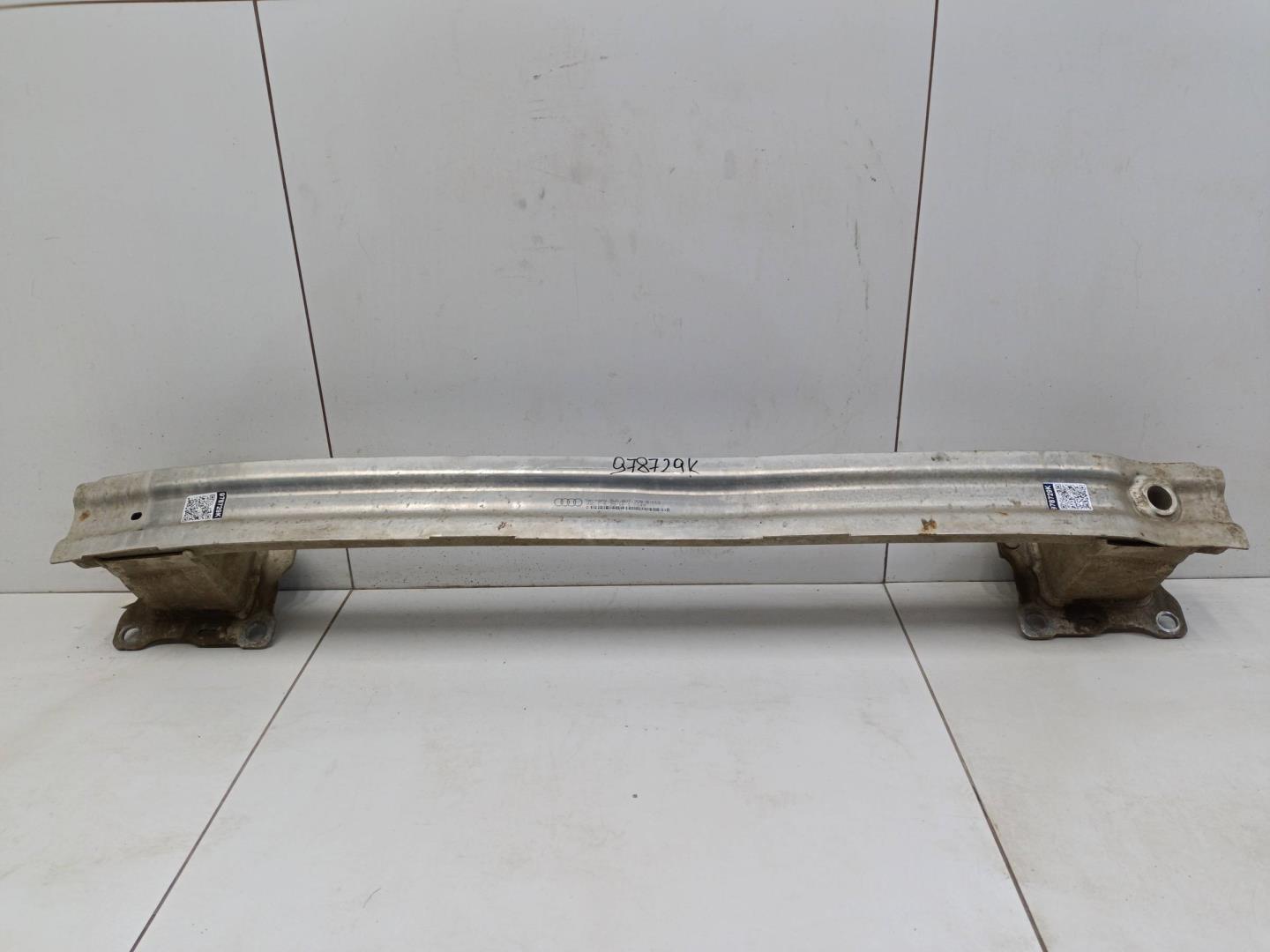 Усилитель заднего бампера