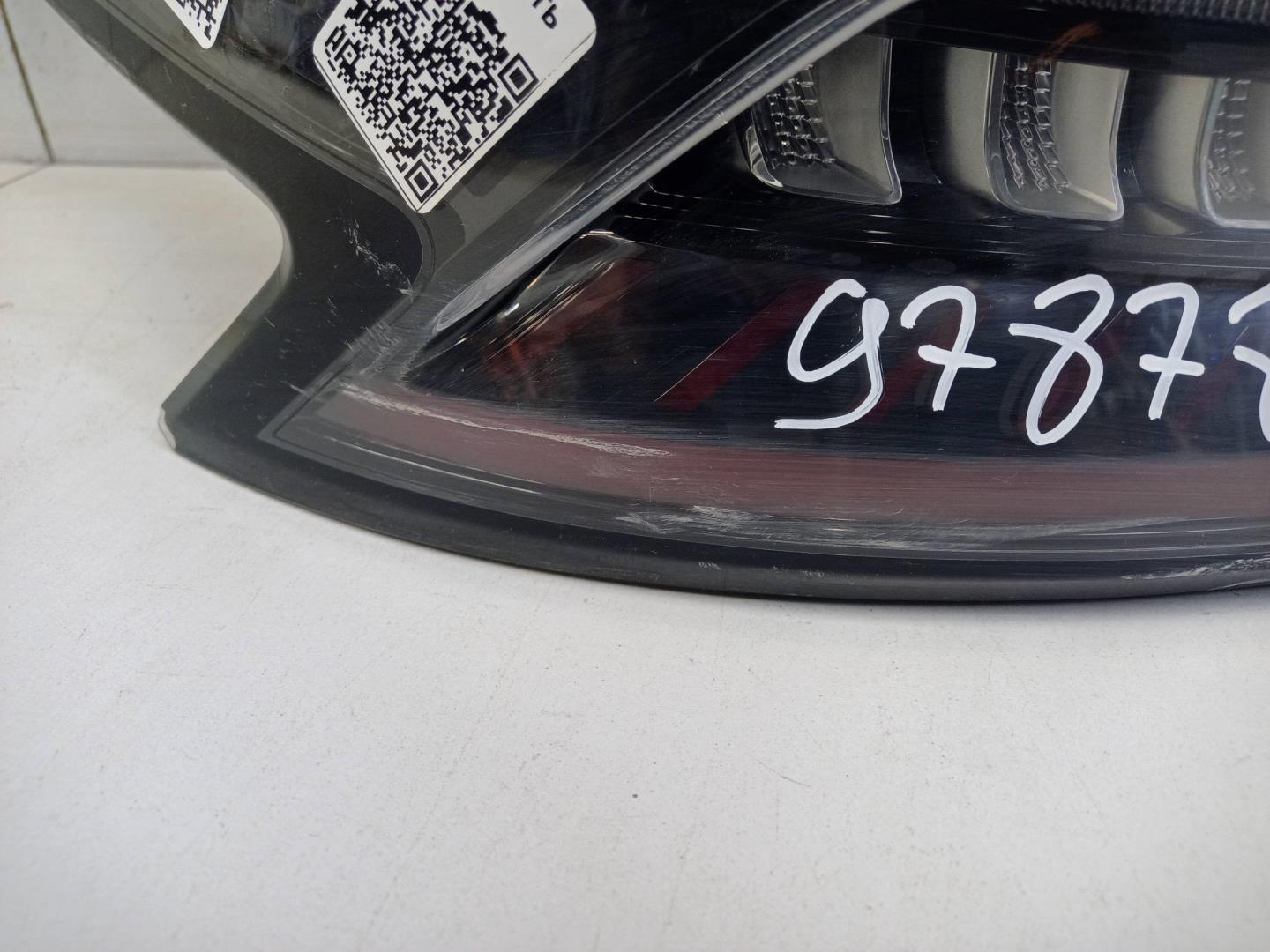 Фонарь задний левый