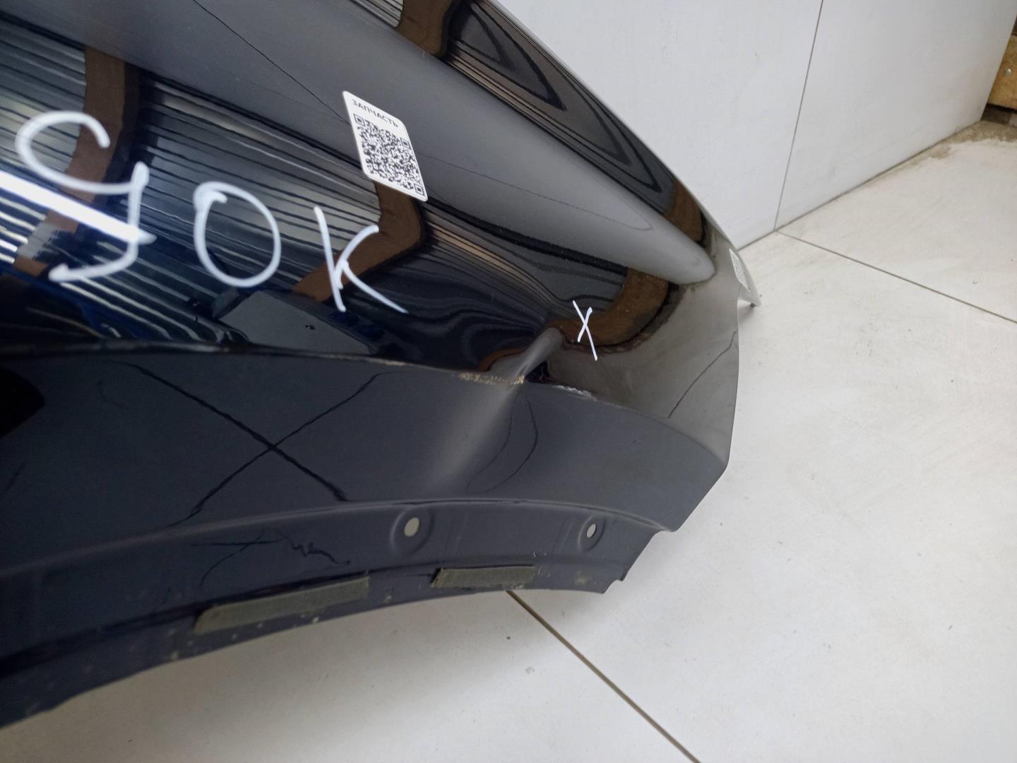 Крыло переднее правое