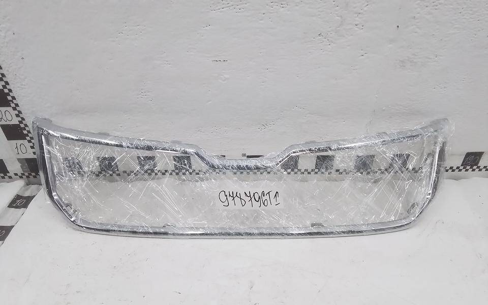 Накладка на решетку радиатора