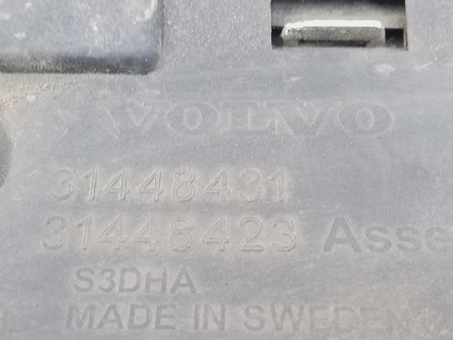 Накладка двери задней левой