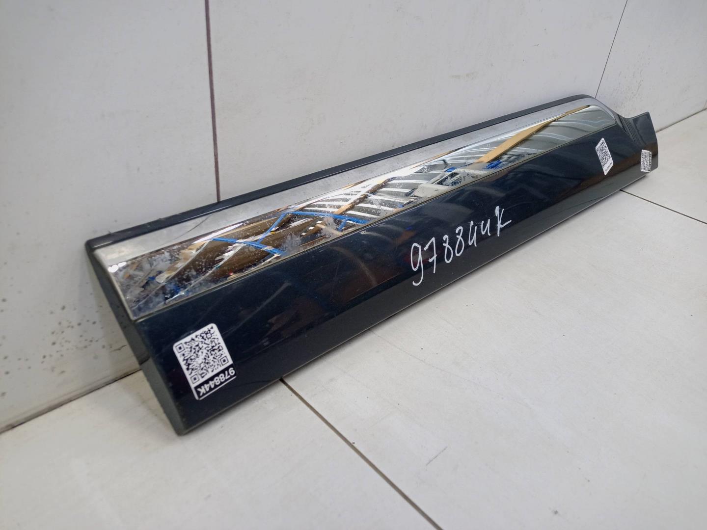 Накладка двери задней левой