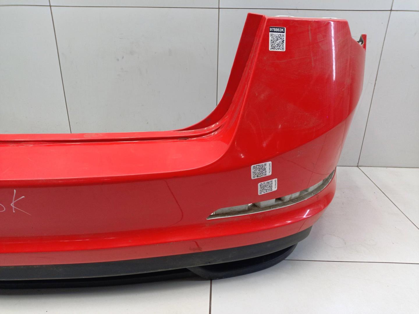 Бампер задний