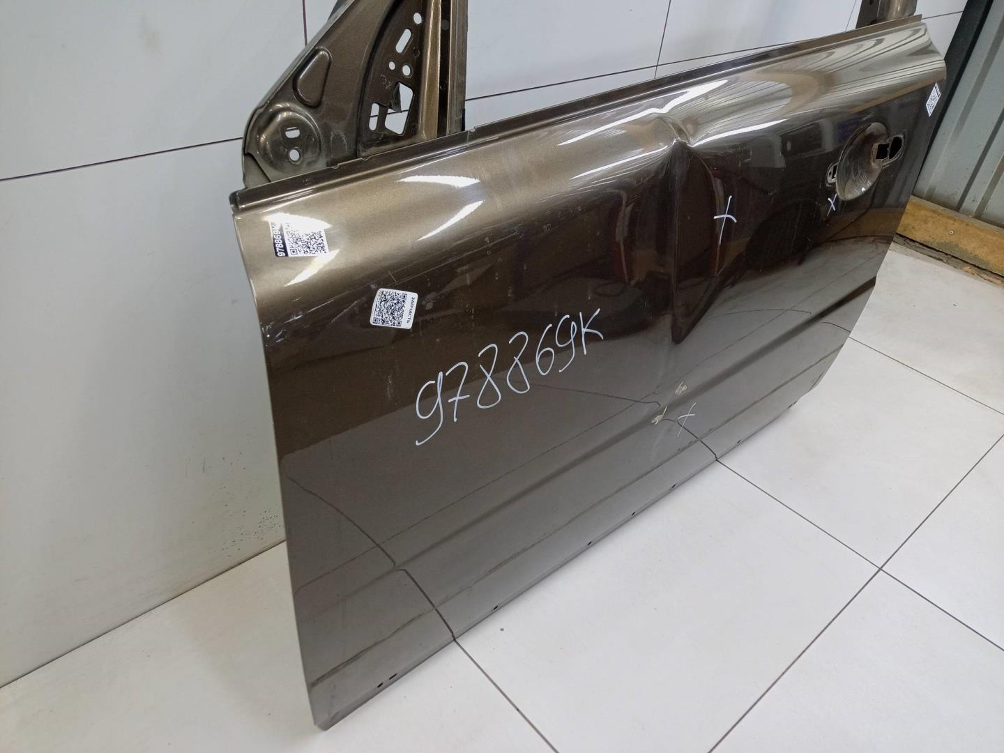Дверь передняя левая