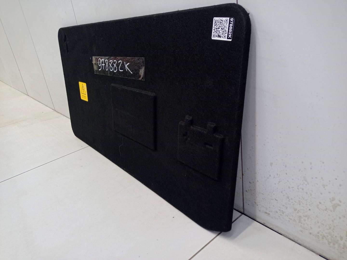 Крышка багажного отделения