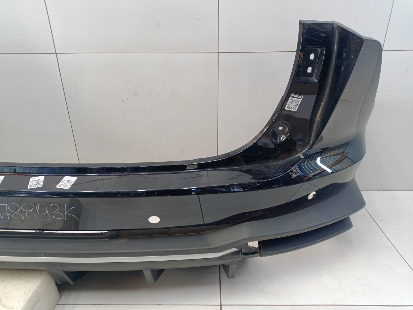 Бампер задний