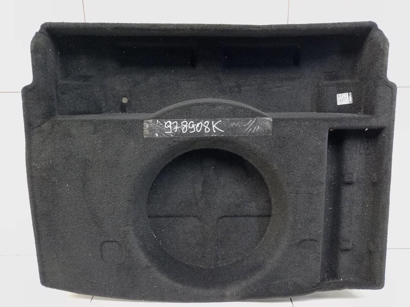 Пол багажника